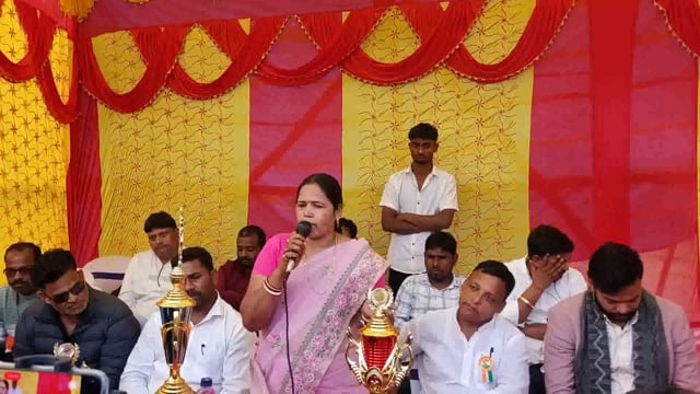 गांधीनगर में बिगवैस क्रिकेट टुर्नामेंट का फाइनल मुकाबला, रामचन्द्र आटो ने जीता फाइनल मुकाबला 