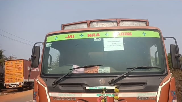  ବାରିପଦା ବାଲେଶ୍ବର ୧୮ ନମ୍ବର୍ ରାଜପଥ ଗଡ ଦେଉଳିଆ ଛକ ରେ ମର୍ମନ୍ଦୂତ ସଡ଼କ ଦୁର୍ଘଟଣା । ଜଣେ ମୃତ ଜଣେ ଆହତ ।