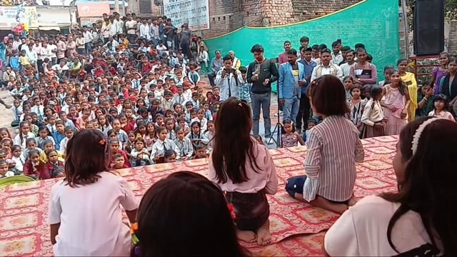 सिरदला के बरदाहा मेंही इंग्लिश स्कूल में सांस्कृतिक कार्यक्रम