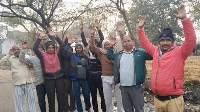 MANT- गोवर्धन तहसील के ग्राम मगोर्रा से है, जहां बरसात के कारण नालियां चौक हो चुकी है, ग्रामीणों में आक्रोश व्याप्त है,,