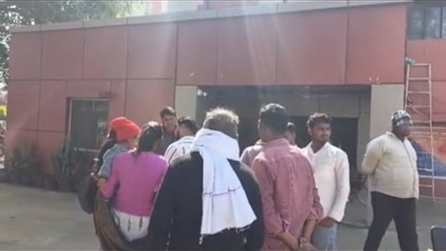 MANT- इको गाड़ी से महिला के आभूषण चोरी, बैग़ की चेन पर फेविक्विक लगाकर,दिया वारदात को, अंजाम,,