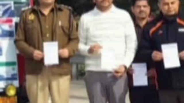 MANT- मांट में राष्ट्रीय सड़क सुरक्षा माह के तहत,यमुना एक्सप्रेस वे पर निकाली, जागरूकता रैली, सीओ,यातायात- आशीष शर्मा,,