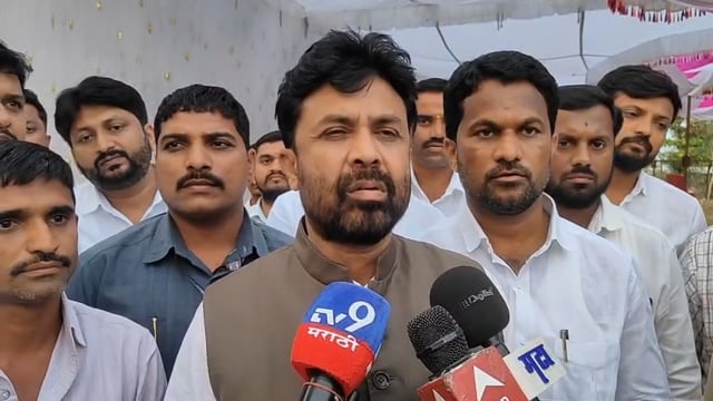 दादांच्या निधनाने दुःखातून आम्ही सावरलो नाही,आमदार संजय बनसोडे