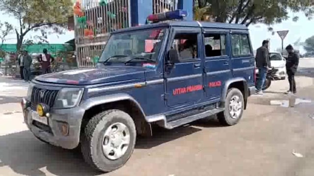 होमगार्ड ने हेड कांस्टेबल पर लगाया अभद्रता और अवैध वसूली का आरोप, एसएसपी से की शिकायत।