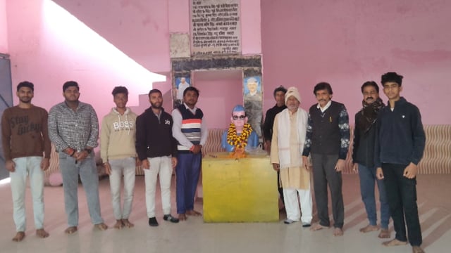 श्री बाबू के पुण्यतिथि पर अधिवक्ताओं ने किया माल्यार्पण, भारत रत्न की मांग