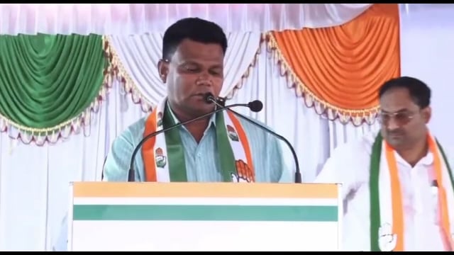 लोणी येथे आमदार अमित देशमुख यांच्या उपस्थितीत युवकांनी केला काँग्रेस पक्षात प्रवेश