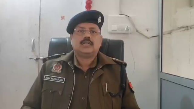 थाना मानिकपुर क्षेत्रान्तर्गत राष्ट्रीय राजमार्ग जाम व पुलिस बल पर प्राणघातक हमला/  सरकारी वाहन क्षतिग्रस्त करने#latest_