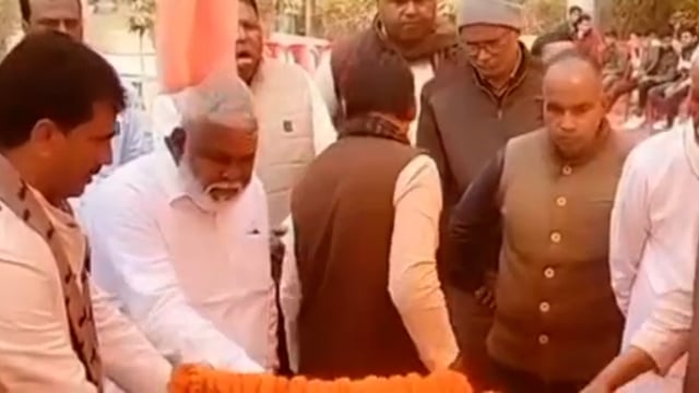 गाय घाट स्तिथ पचरुखा देवी इंटर कालेज में संत विश्वनाथ दास जी जयंती पर विविध कार्यक्रम हुवे आयोजित