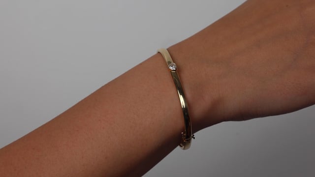Bezel Set Heart Bangle - Video