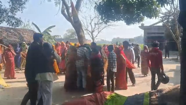 स्कूली वाहन के कुचलने से तीन साल की बालिका की मौत 