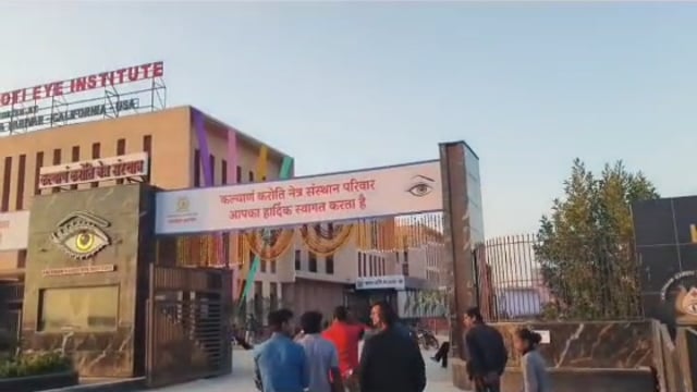 MANT- कल्याण करोति अस्पताल के बाहर खड़ी, मोटरसाइकिल चोरी, सिक्योरिटी गार्डों पर, उठे सवाल,,