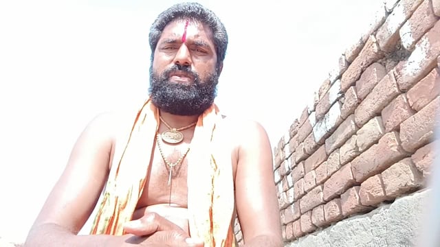 बृजवासी गौ रक्षक सेना भारत के राष्ट्रीय अध्यक्ष धर्मदास महाराज ओर उनके वरिष्ठ पदाधिकारी दमखम के साथअपने गो रक्षक संदर्भ में के साथखड़े है