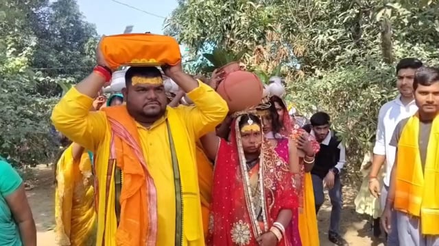 श्री सीताराम विवाह उत्सव को लेकर ताड़डीह में भव्य कलश शोभायात्रा।