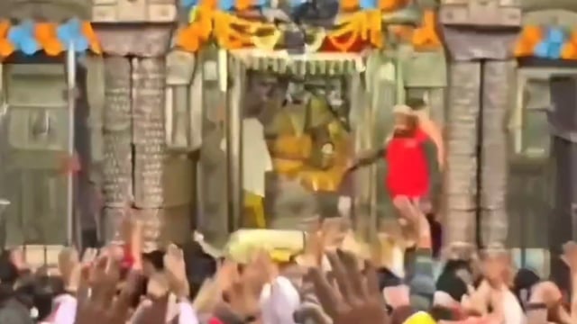 _*आज के श्रृंगार दर्शन ठाकुर श्री बांके बिहारी जी महाराज 11/02/2026✨*_