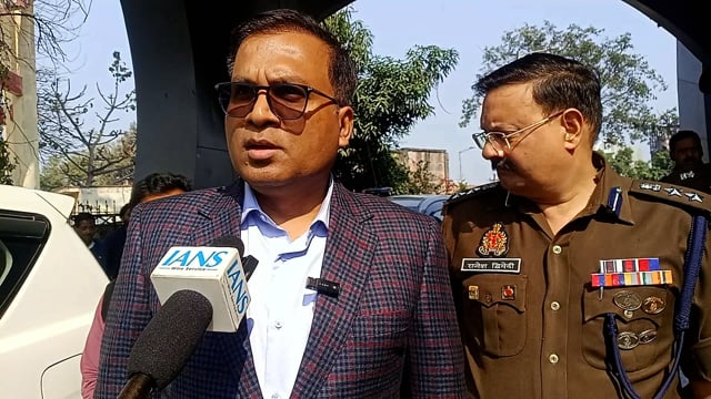 यूपी बोर्ड परीक्षा सीसीटीवी कैमरे में सामने होगी डीएम धर्मेंद्र प्रताप सिंह शाहजहांपुर