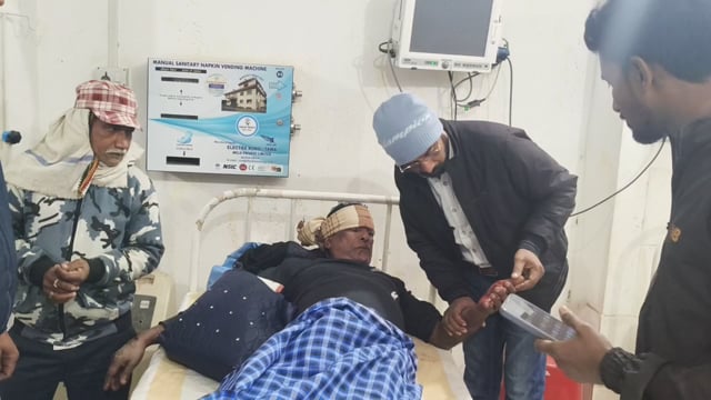 दो बाईकों की टक्कर में महिला समेत तीन घायल, अमरपुर रेफरल अस्पताल में हुआ उपचार।