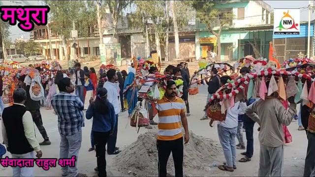 🔱 कूम्हा में महाशिवरात्रि पर आस्था का सैलाब, गांव परिक्रमा के बाद शिव मंदिर में जलाभिषेक
🌙 महाशिवरात्रि विशेष: महिला-पुरुष श्रद्धालुओं ने भजन गाते हुए की परिक्रमा, शिवालय में चढ़ाया जल