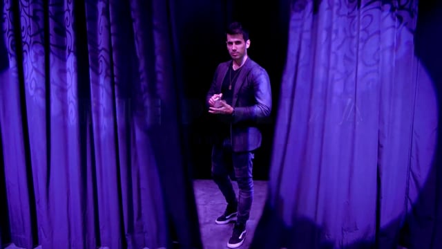 Video The Poliza by Adrian Vega - Trick (VT)