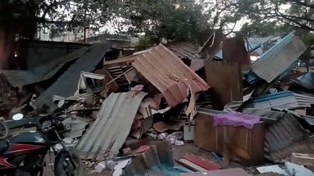 सांगली मिरज कुपवाड महापालिका आयुक्त सत्यम गांधी यांचा पुन्हा खोक्यांवर हातोडा 