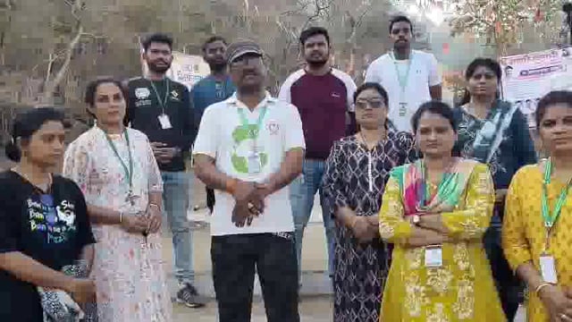 श्री शंकर देवस्थान नोकारी (बैलमपूर) येथे स्वच्छता अभियान