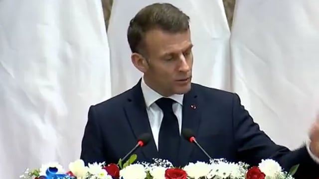 मैं सुझाव दूंगा, 
अखिलेश यादव को संघ की शाखाओं में जाकर नियमों की जानकारी लेनी चाहिए, जल्दी जगने की आदत हो जाएगी, जो 12 बजे, 2 बजे सोकर उठते हैं, समय पर जगेंगे...