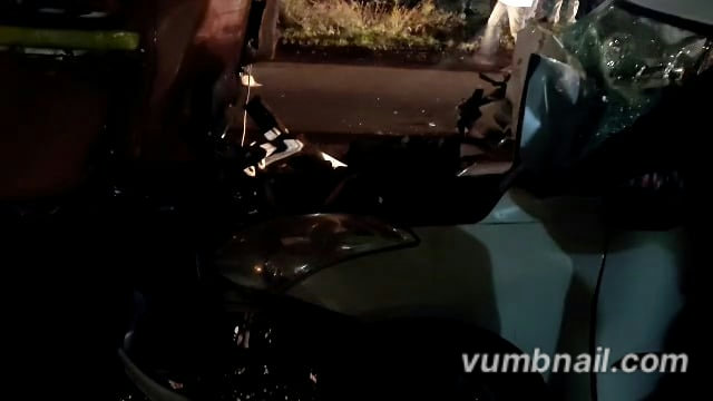 कृष्ण मंदिर देगलूर रोडवर एसटी बस व कारचा भीषण अपघात,कार चालक गंभीर जखमी