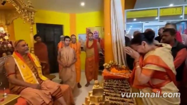 ▶️......रोना तब जब आपका गुरु गड़बड़ निकल जाए। किसी के षड्यंत्र पर किसी को रोने की आवश्यकता नहीं है।”

- शंकराचार्य अविमुक्तेश्वरानंद