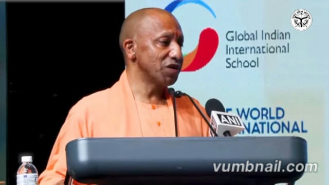 ▶️.....उत्तर प्रदेश ने आधुनिक इंफ्रास्ट्रक्चर के साथ ही, आधुनिक टेक्नोलॉजी के हब के रूप में अपने आपको स्थापित किया है। आज भारत के 55 फीसदी एक्सप्रेस-वे उत्तर प्रदेश के पास हैं। भारत का सबसे बड़ा रेल नेटवर्क और सर्वाधिक एयरपोर्ट भी उत्तर प्रदेश के पास हैं।
—मुख्यमंत्री योगी आदित्यनाथ जी

#UPgoesGlobal