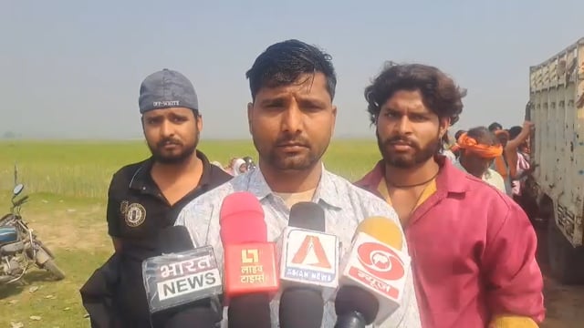 सिद्धार्थनगर: 20 वर्षीय युवक का शव पेड़ से लटका मिला, पुलिस जांच में जुटी