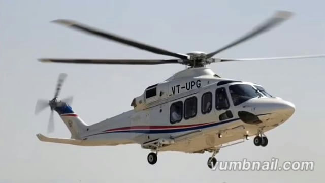 वृंदावन स्थित पवन हंस हैलीपेड पर उतरा सीएम योगी का हेलीकॉप्टर, विधायकों एवं कार्यकर्ताओं ने किया स्वागत।