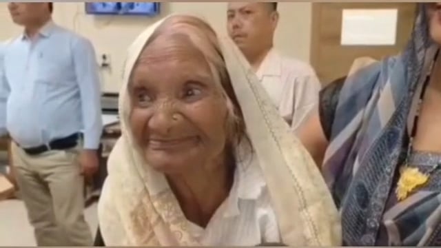   MANT-112 साल की वृद्धा को मिला सहारा, जिलाधिकारी के आदेश पर शुरू होगी, वृद्धावस्था, पेंशन,,