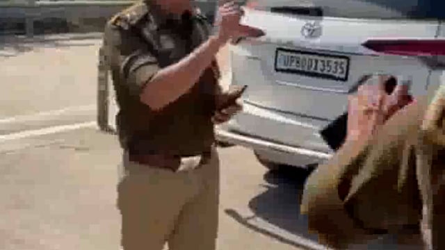 खंडोली टोल पर किसान आंदोलन के बीच में आलू के दाम को लेकर प्रदर्शन के दौरान एक सब इंस्पेक्टर का बयान चर्चा में