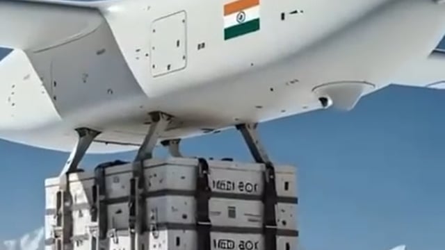 ▶️.....जीधर सैनीक होंगे वहा होस्पीटल खुद आयेगी
🙏धन्य है 🙋‍♂️नमन है🙇‍♂️