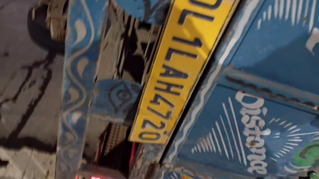  MANT-यमुना एक्सप्रेस वे पर दो हादसे, टायर फटने से पिकअप पलटी, और नींद आने से क्रेटा डिवाइडर से टकराई,सात लोग घायल,,