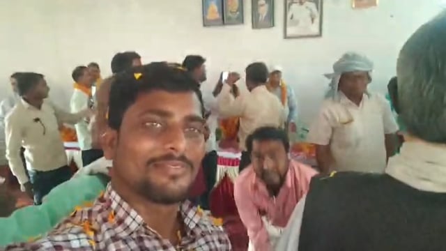 आज मान्यवर  कांशीराम के जन्म जयंती पर श्रृंगवेरपुर में कार्यक्रम रखा गया था जिसमें बहुत सारे लोगों की उपस्थिति#latest_ne