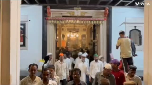 कोल्हापूर मधील हिंदू मुस्लिम ऐक्याचे प्रतीक असलेले बाबूजी माल ौदर्गा या ठिकणी उरूस सुरू.