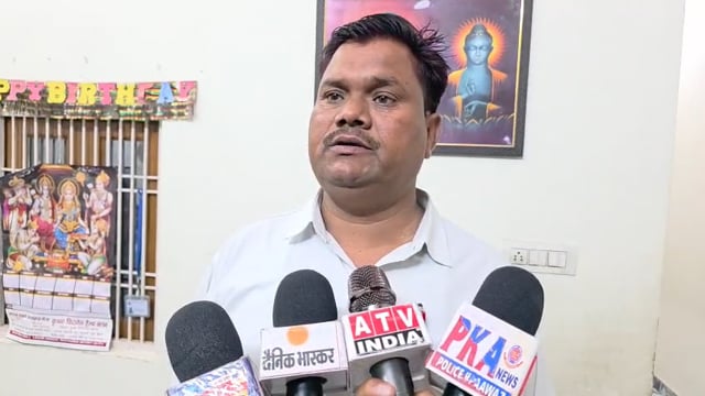 गैस कटर से ताला काटकर वारदात, CCTV में कैद हुए नकाबपोश चोर