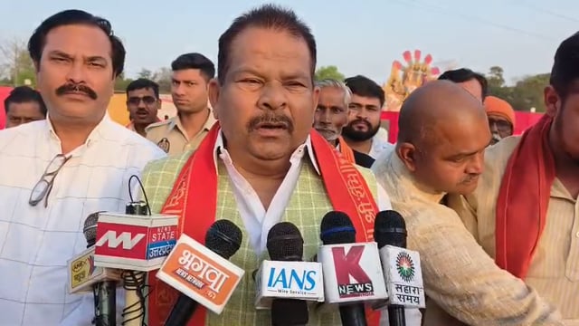 डुमरियागंज में धूमधाम से मना हिन्दू नववर्ष महोत्सव, सैकड़ों जोड़ों ने हवन-पूजन कर किया स्वागत