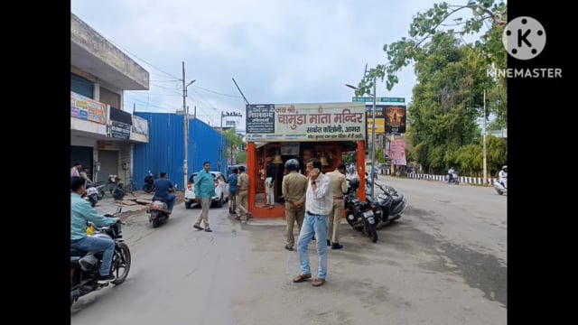 थाना शाहगंज क्षेत्र के अंतर्गत साकेत कॉलोनी चौराहे के समीप चामुंडा देवी मंदिर परिसर में चोरी की घटना का मामला