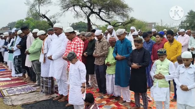 अमरपुर प्रखंड में धूमधाम से मनाया गया ईद, भाईचारे का दिखा अनोखा संगम।