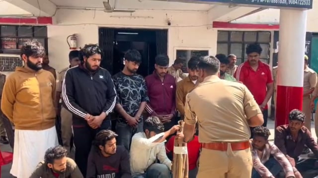 फरसा वाले बाबा की मौत पर हाइवे जाम कर तोड़फोड़ और पथराव करने वाले 15 आरोपियों को किया गया गिरफ्तार।