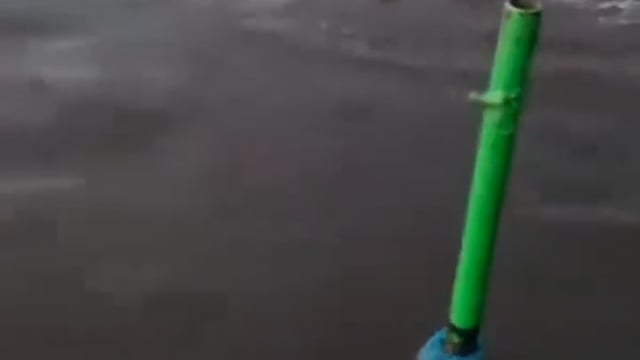 वृंदावन में युवती ने लगाई यमुना नदी में छलांग नाविकों ने बचाई जान