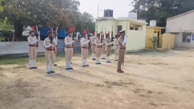 बेतिया डीआईजी हरिकिशोर राय ने किया बगहा एसपी कार्यालय का निरीक्षण,