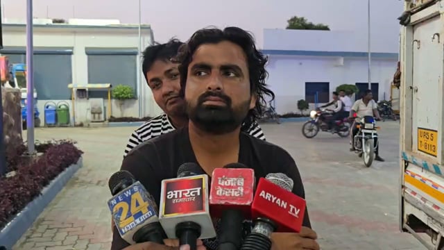 डुमरियागंज में पेट्रोल संकट से हाहाकार, लंबी कतारों में जूझ रही जनता