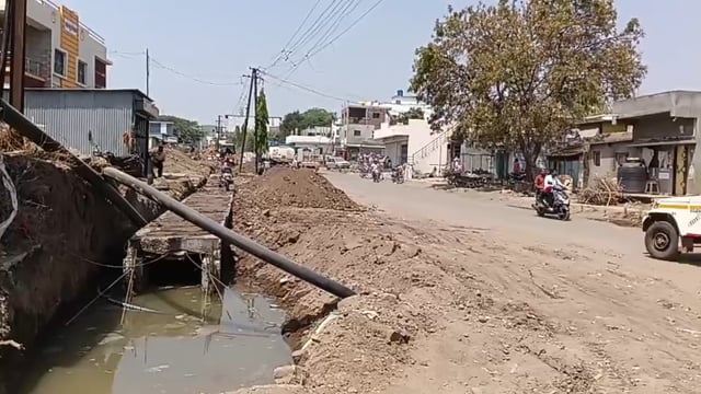 जनतेचा पैसा… आणि विकासाच्या नावाखाली माती?