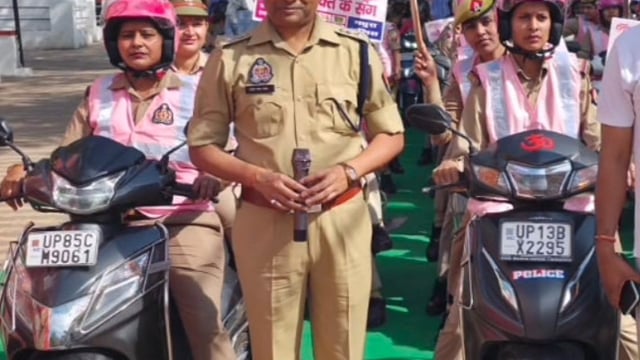 MANT- मथुरा में गूजी "मिशन शक्ति "की हुंकार,महिला पुलिस की बाइक- स्कूटी रैली ने जगाई जागरूकता,एस,पी,आर,ए -सुरेश चंद्र रावत,,