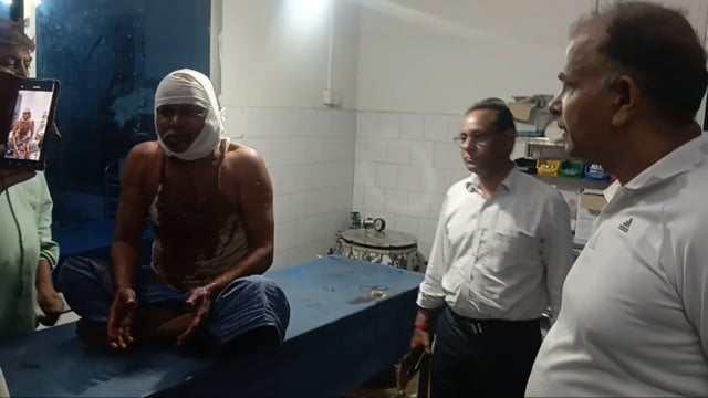 नशेड़ी बेटे ने पिता पर किया जानलेवा हमला, हालत गंभीर में रेफर