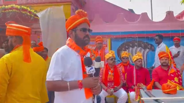 *रामनवमी भव्य शोभायात्रा में कटोरिया विधायक पूरनलाल टुडू हुए शामिल, रामनवमी के मौके पर सभी सनातनियों को भी शुभकामनाएं*