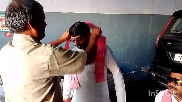 के गोवर्धनविधानसभाक्षेत्र83के समाजवादी पार्टी के वरिष्ठनेता महेशचंदशर्माउर्फगोल्डी भाई चूतर टेका कॉलोनी मेंकालोनीबासी राष्ट्रीय बजरंग दल के प्रदेश अध्यक्ष कमल सैनी साहब ओर प्रदेश महामंत्री सूबेदार मेजर ब्रजवीर ने भव्य स्वागत कियाराष्ट्रीय बजरंग दल में जोड़ सभी गौ रक्षक सपोर्ट करें