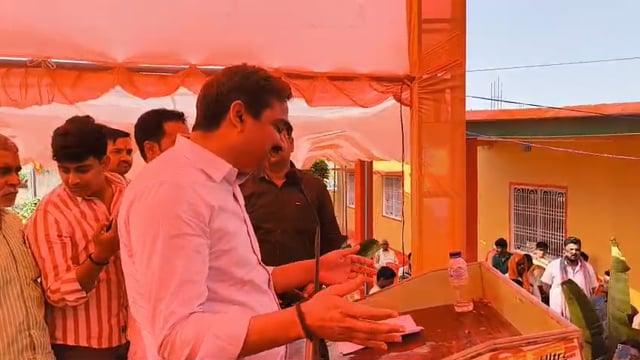 मंगई नदी पर पुल बन जाने से करईल के लोगों को आवागमन में होगी आसानी- MLC विशाल सिंह चंचल 